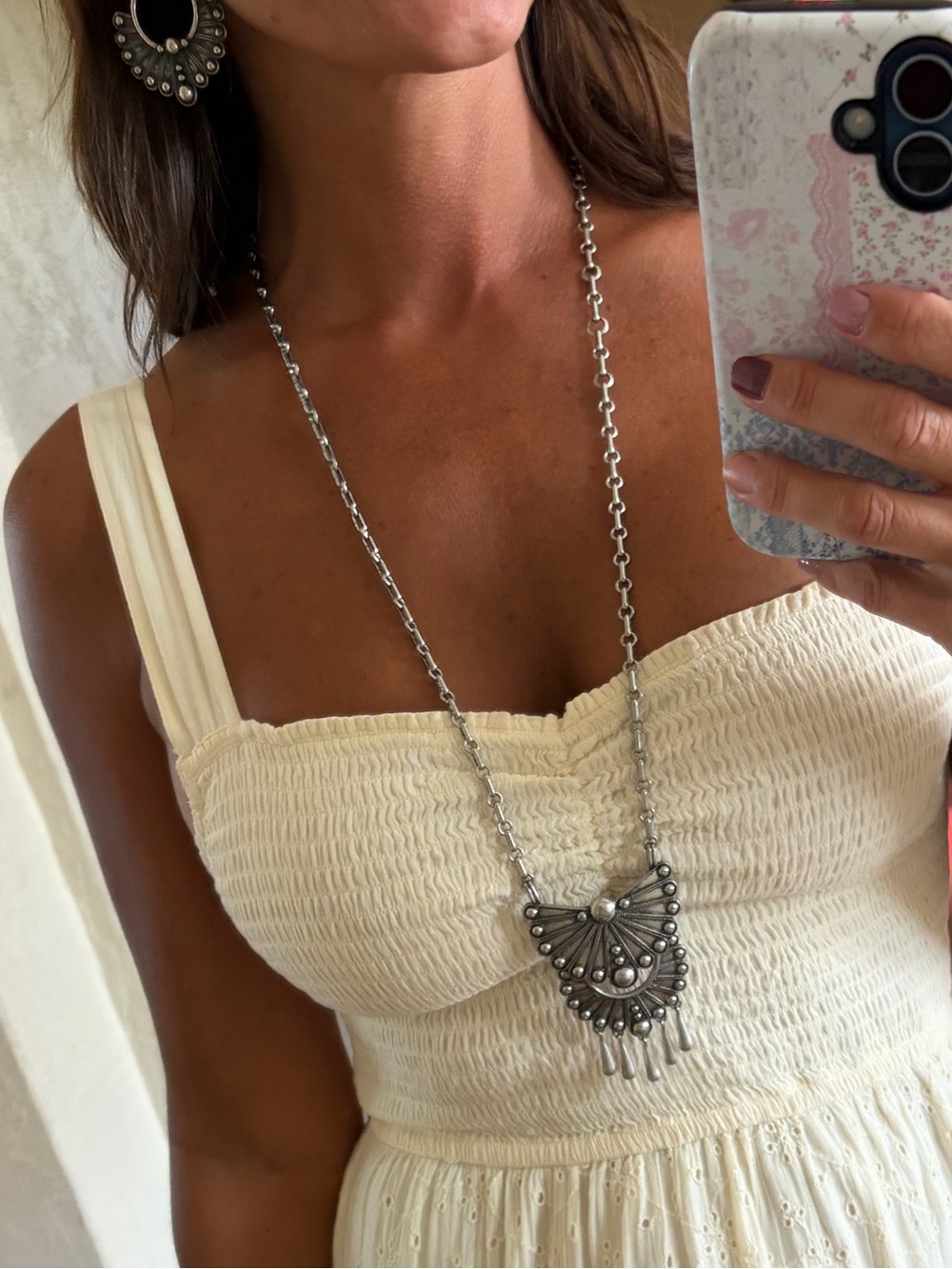 Chloe + Isabel Silver-Tone Fan Pendant Long Necklace